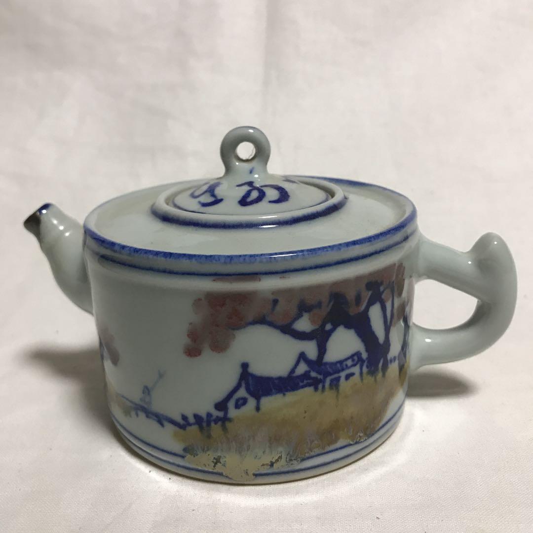 景徳鎮　色絵急須（箱付き）