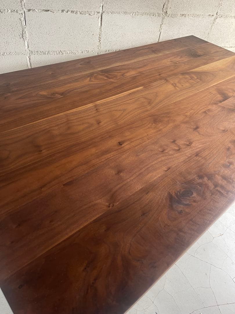 美品　ウォールナット無垢材　ダイニングテーブル　アイアン脚　脚取付位置変更可