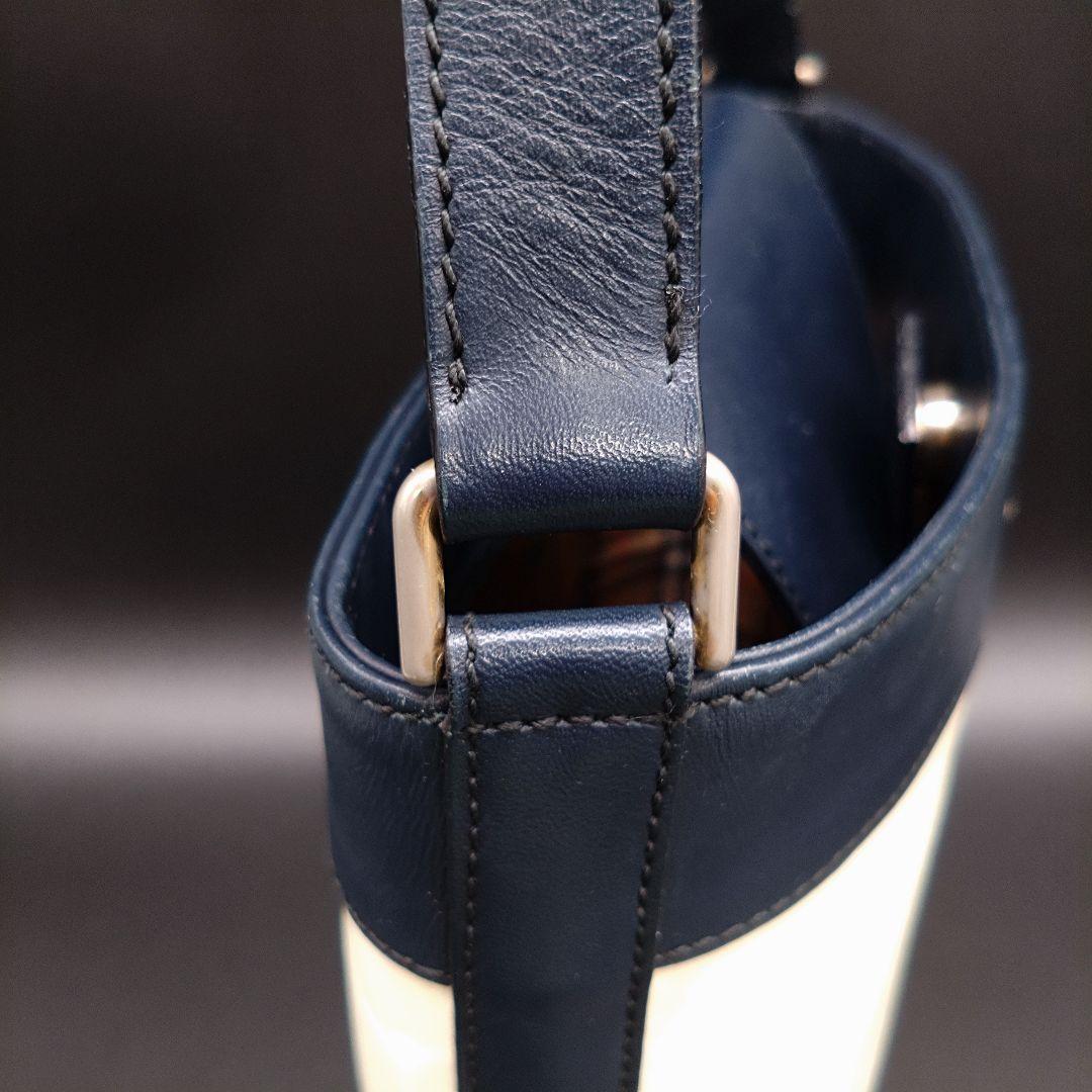 Burberrys ホースロゴ バケツ型 レザー ショルダーバッグ ノバチェック