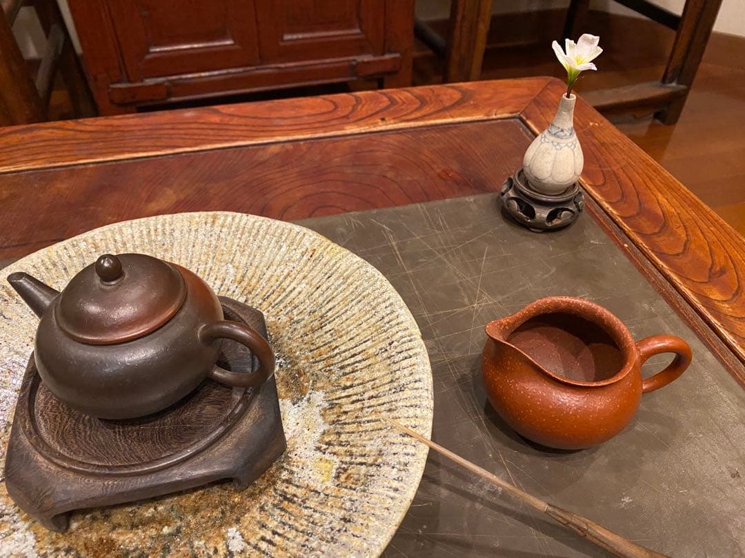 安南焼・アナミス ミニ染付花器 鑑賞台付 一輪挿し ヴィンテージ レア