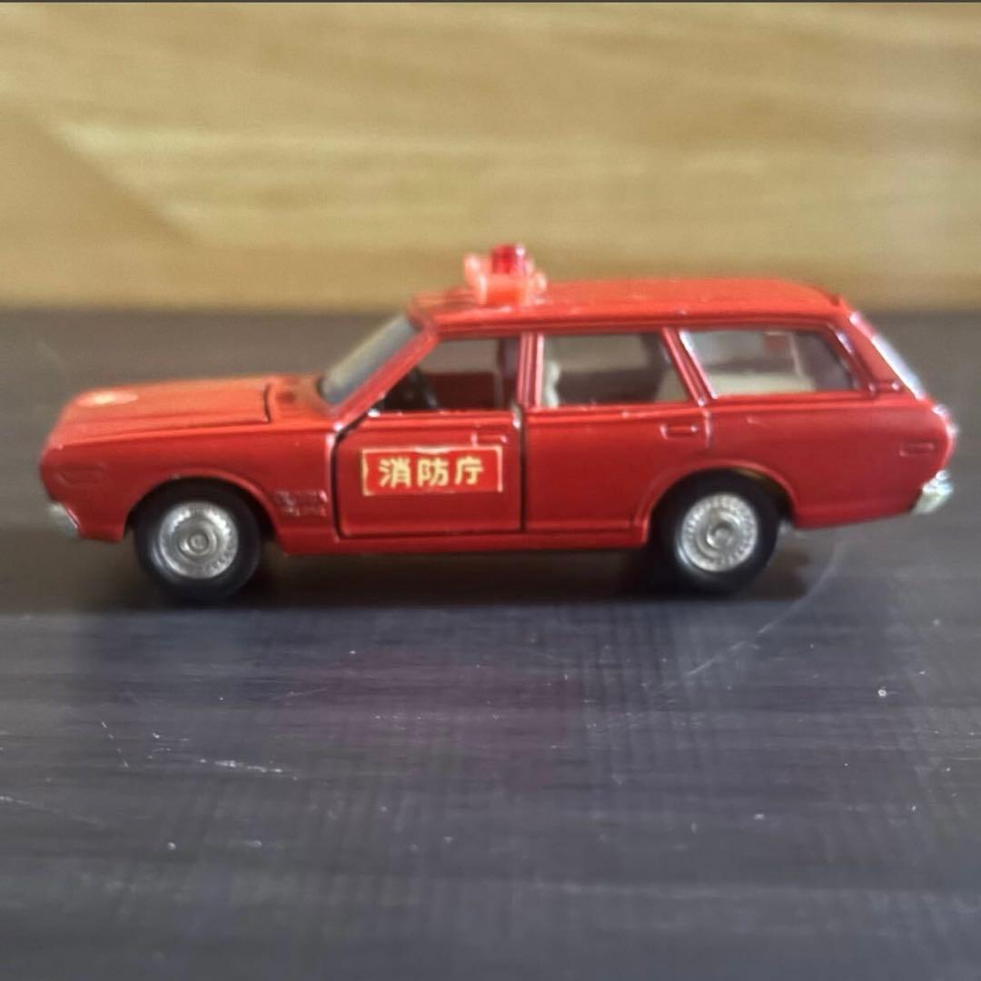 トミカ　ダンディ　 ニッサン　グロリアバン