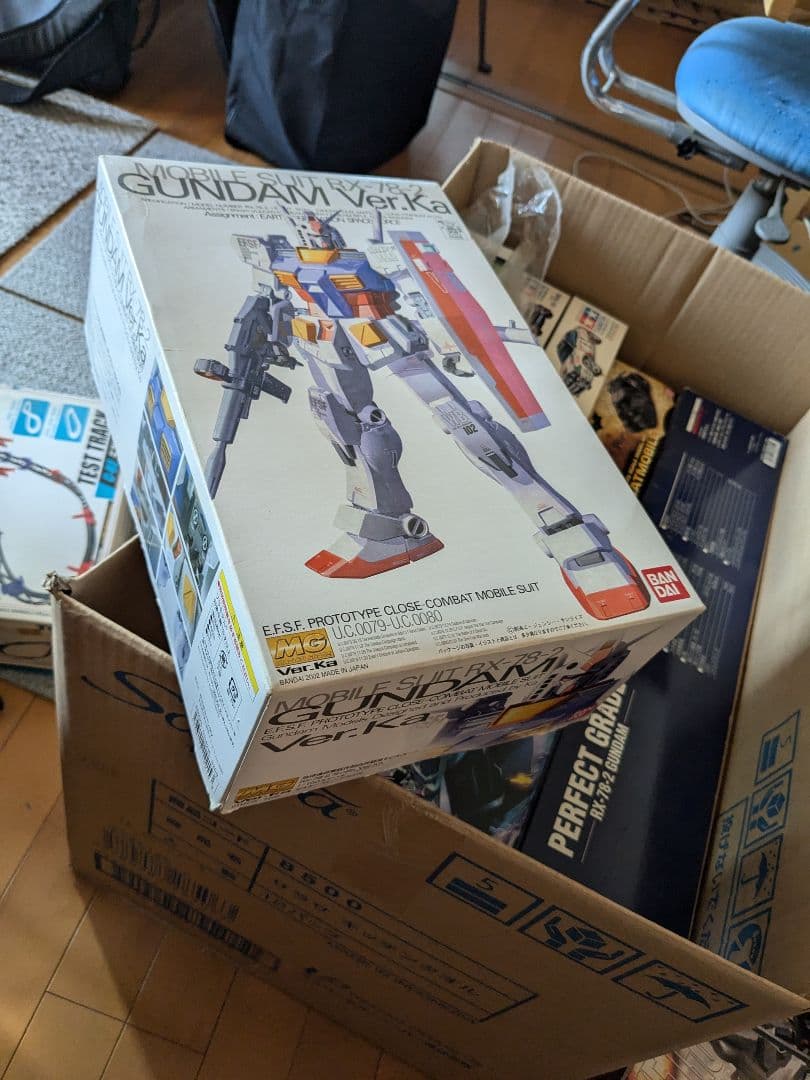 バンダイ ガンプラセット パーフェクトグレード ザクIIなど