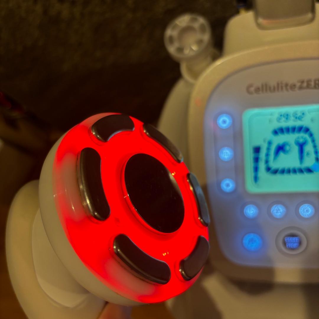 Cellulite ZERO （セルライトゼロ） 台座別売 ワールドジャパン