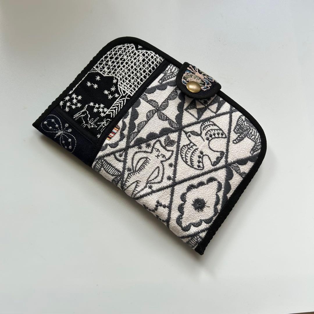 ミナペルホネン　通帳ケース　専用