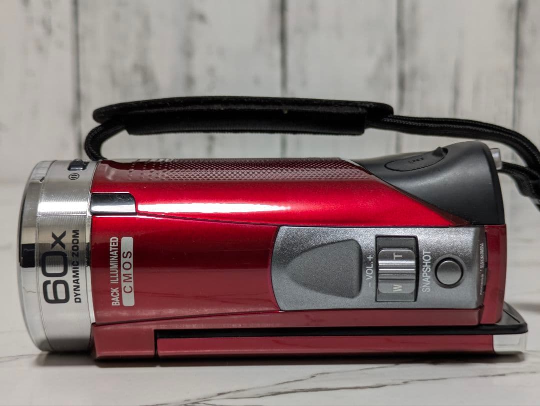 JVC　GZ-HM199　レッド　2017年製