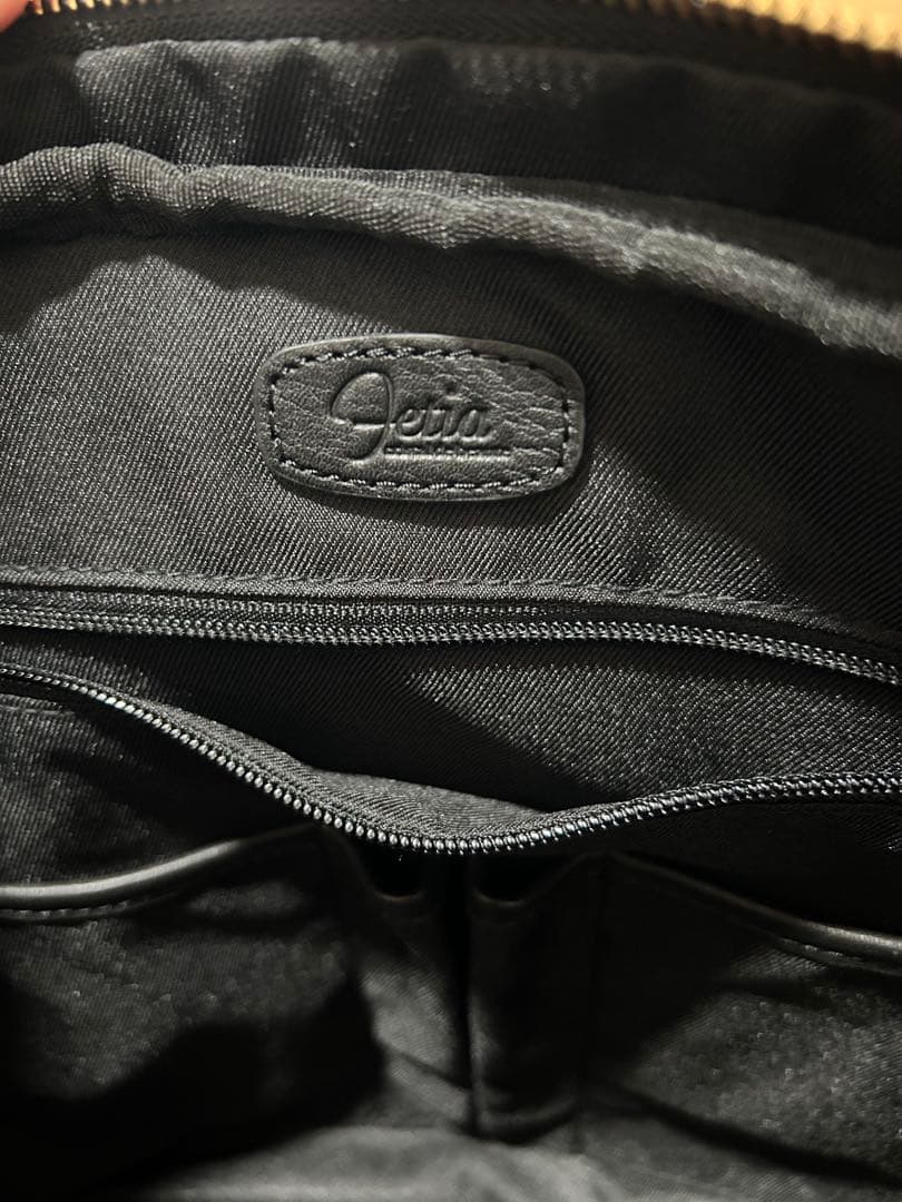 未使用　fetia ブリーフケース ライロア ブラック　本革レザー【廃盤品】