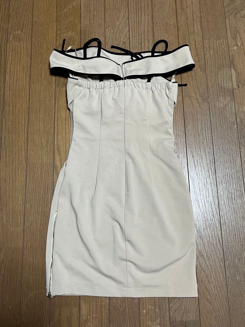 アンディ　ローブドフルール　エンジェルアール　キャバドレス