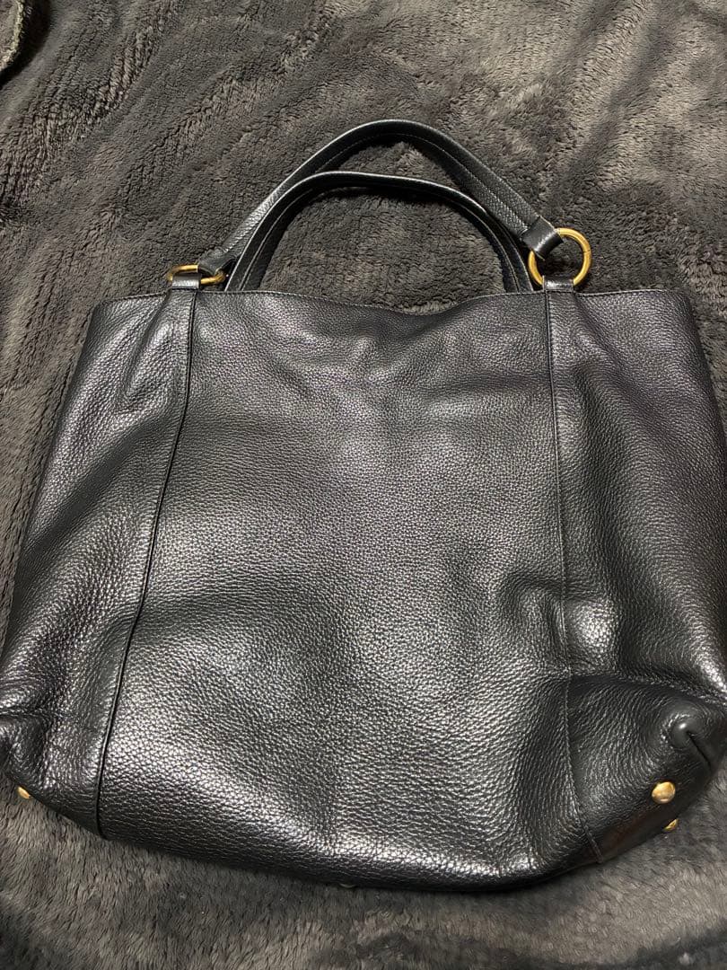 Gucci ブラックレザー ハンドバッグ