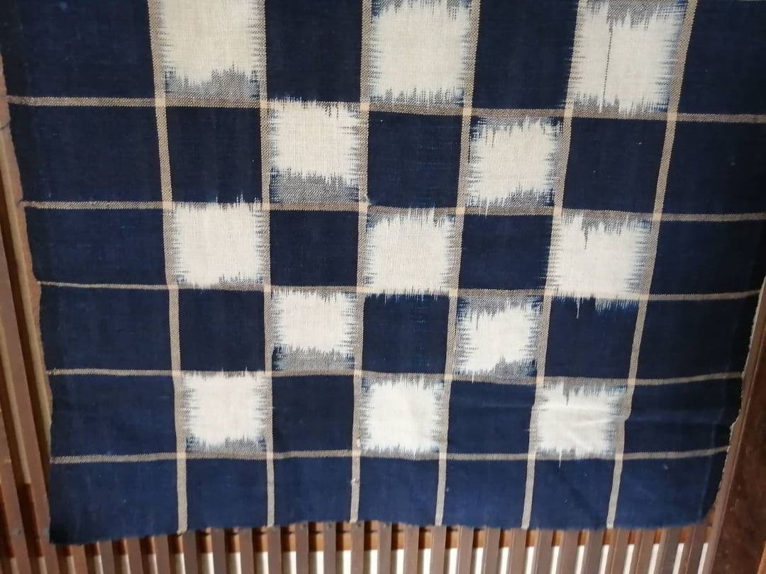 古い絵絣 ハギレ 人物文4点まとめて 美術品・アンティーク・コレクション