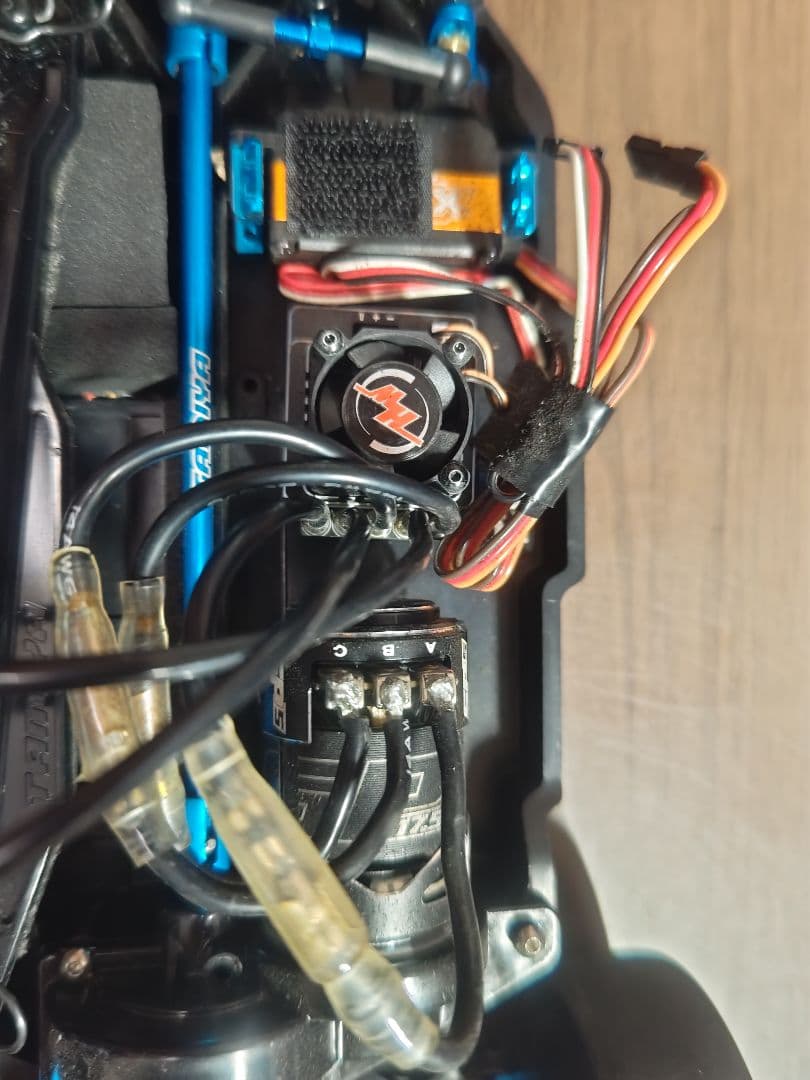 TAMIYA ラジコン TT-02R シャーシ メカ一式 ボディ付き