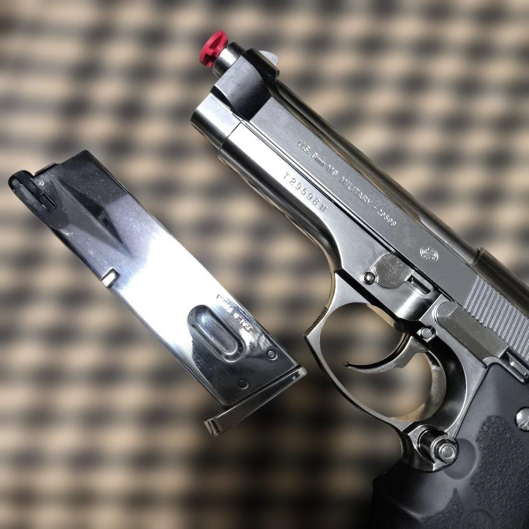 東京マルイ製　M92F　クロームステンレスモデル　状態良好品