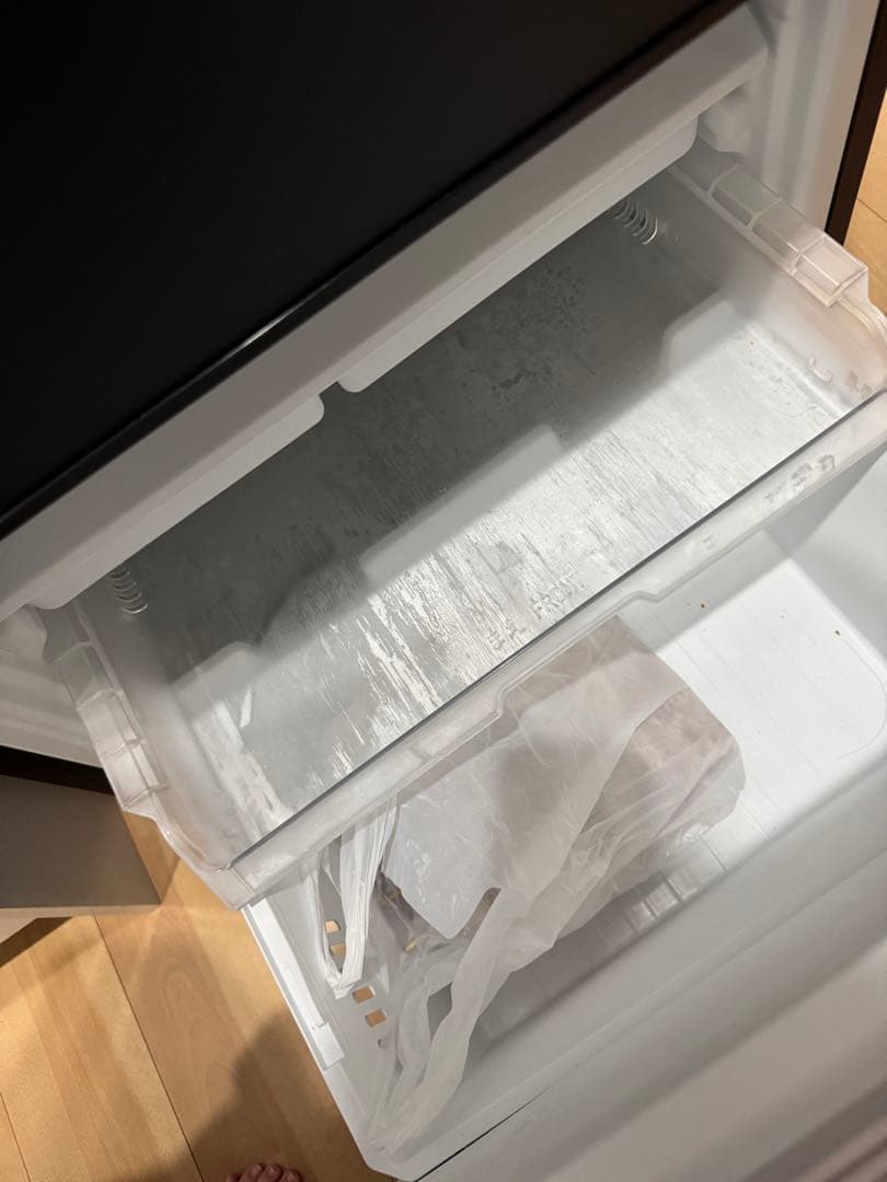 使用期間半年 TOSHIBAブラック 3ドア冷蔵庫（326L)