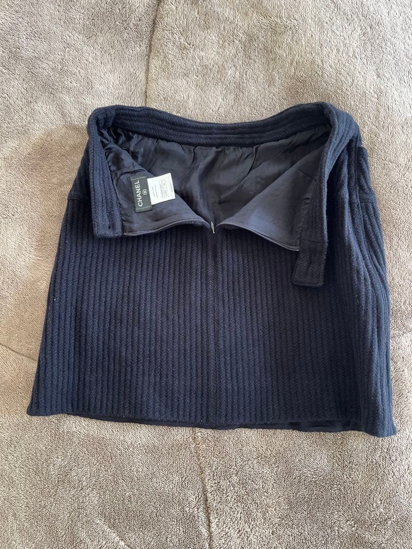 バズ　CHANEL リブ編みデザイン　膝丈スカート　ネイビー