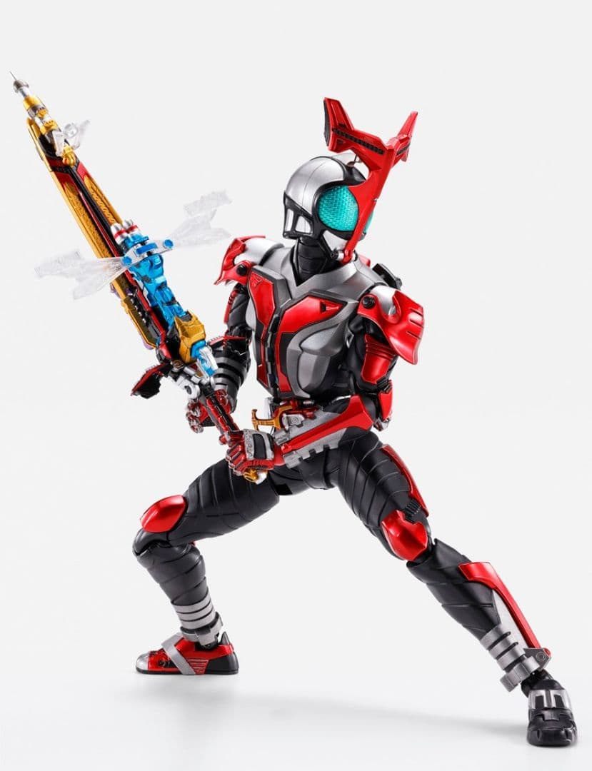 S.H.Figuarts 真骨彫製法 仮面ライダーカブトハイパーフォーム10th