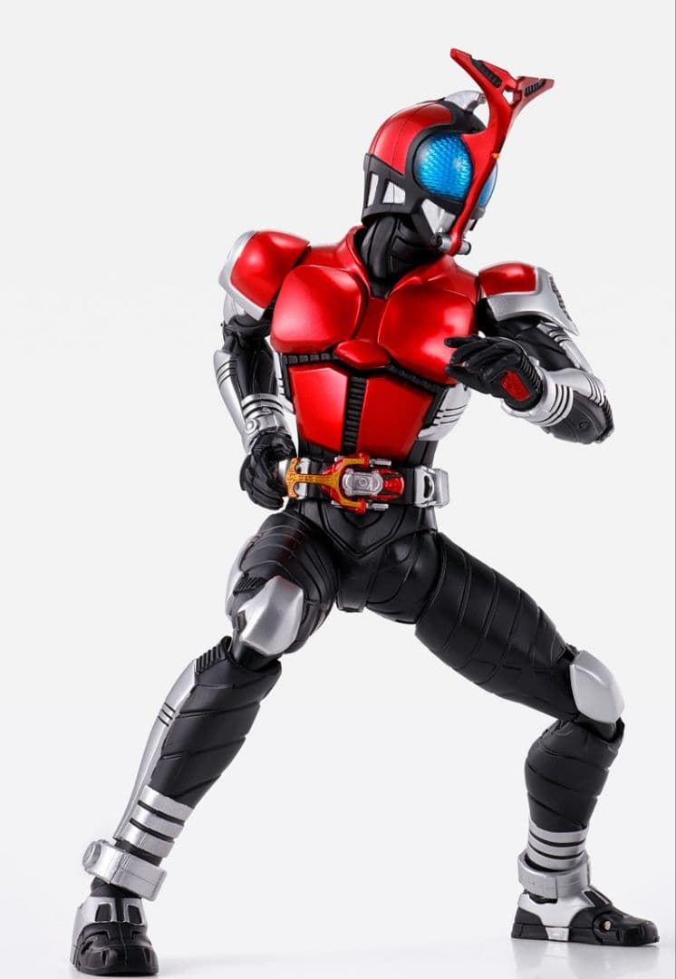 S.H.Figuarts 真骨彫製法 仮面ライダーカブトハイパーフォーム10th