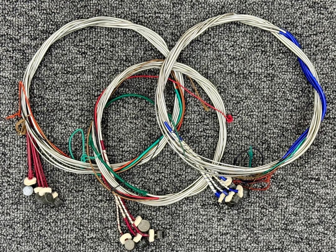 【中古品】ウッドベース（コントラバス）弦 まとめて35セットとバラ8本！