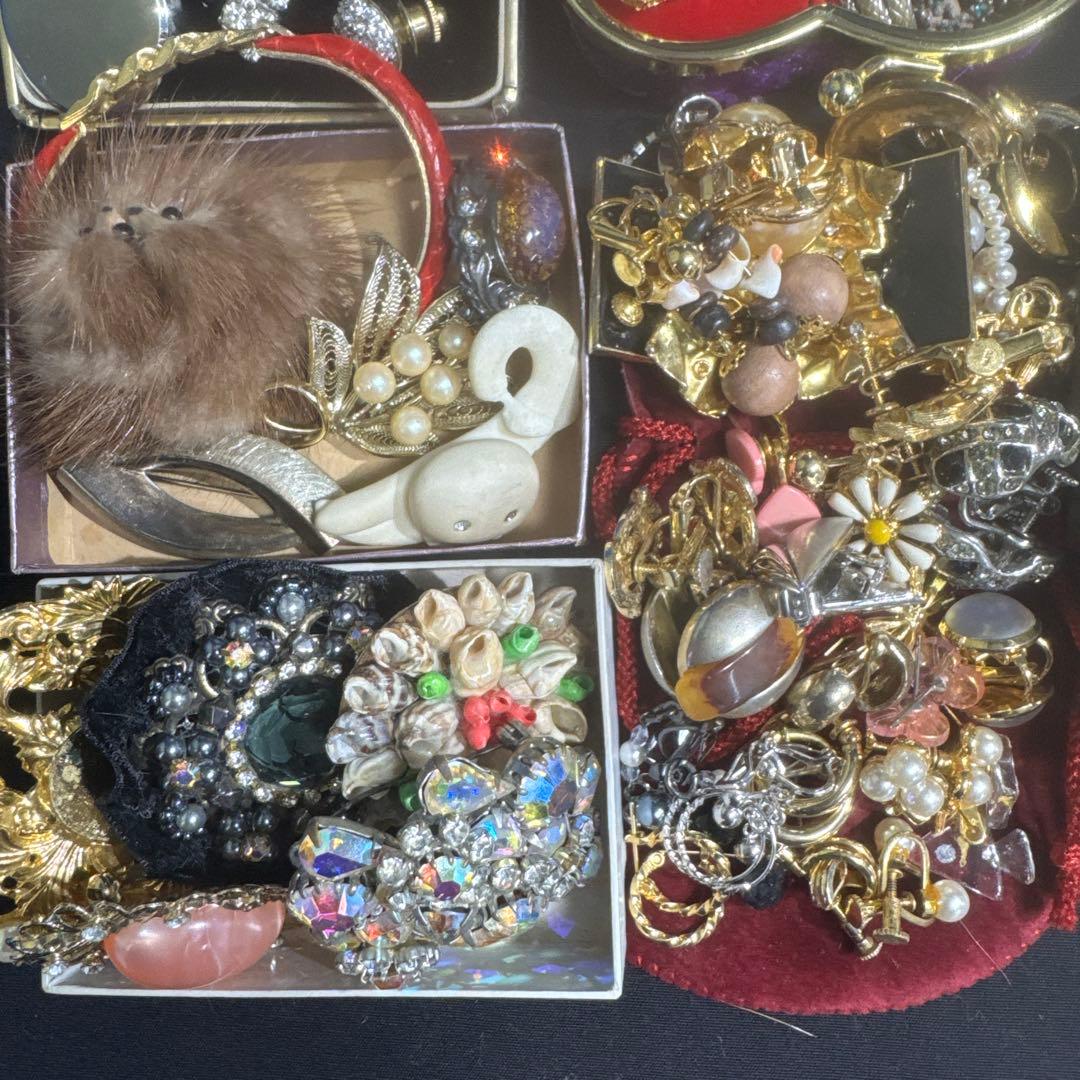 2954★整理品　アクセサリーまとめ★レトロ　2kg以上