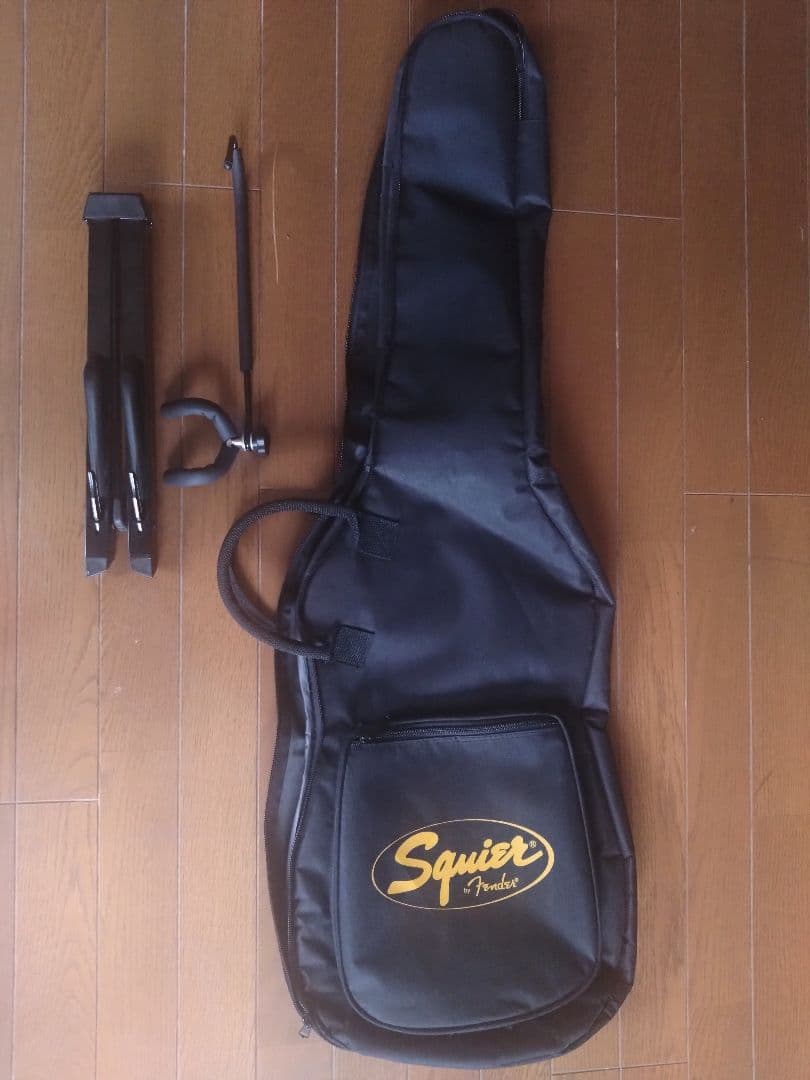 テレキャスタータイプ エレキギター Squier 付属品付き