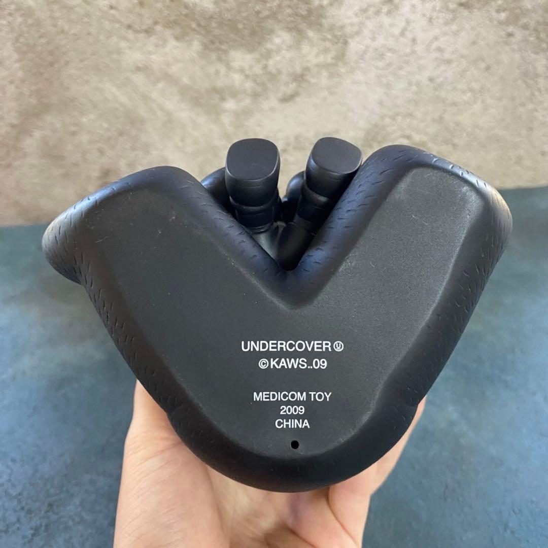 UNDERCOVER × KAWS ベアーコンパニオン フィギュア ブラック