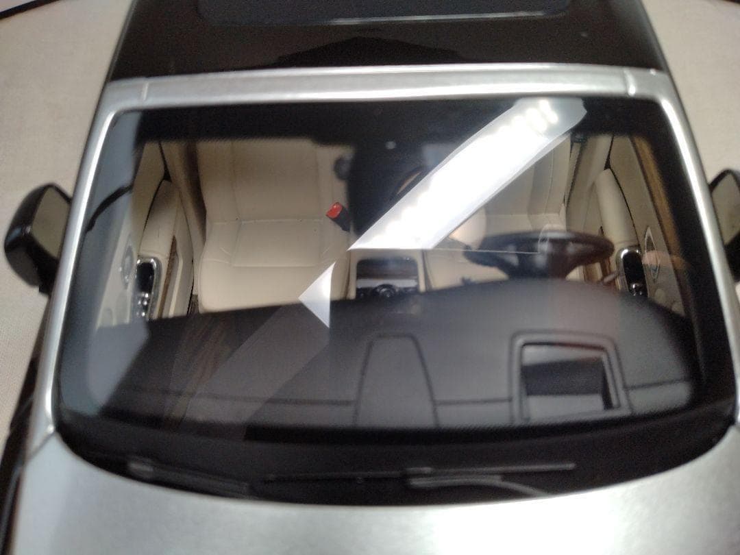 235　京商　1/18　ロールスロイス　ゴースト　黒/シルバー