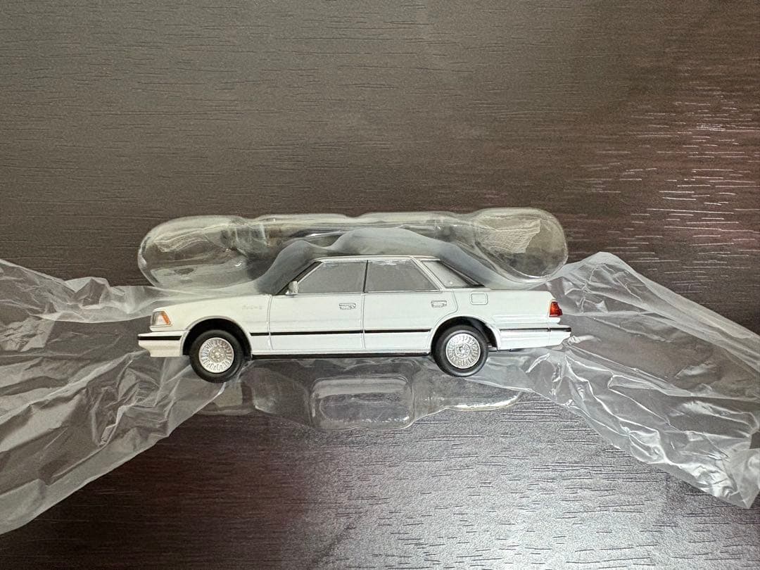 トミカリミテッドヴィンテージ　クラウンセット　LVN176ａ　LVN176 ｂ