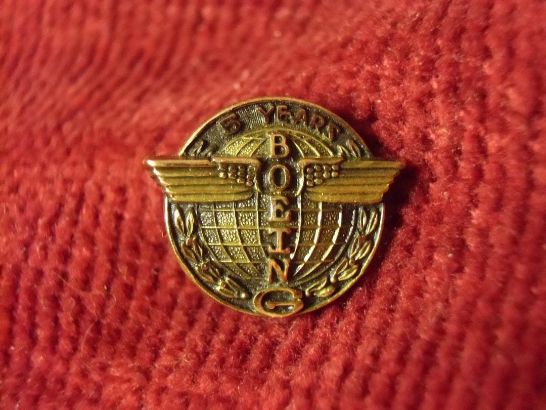 ＫＶボーイング社５年勤続社員バッジ＋７２７型機ネクタイピン（実物）