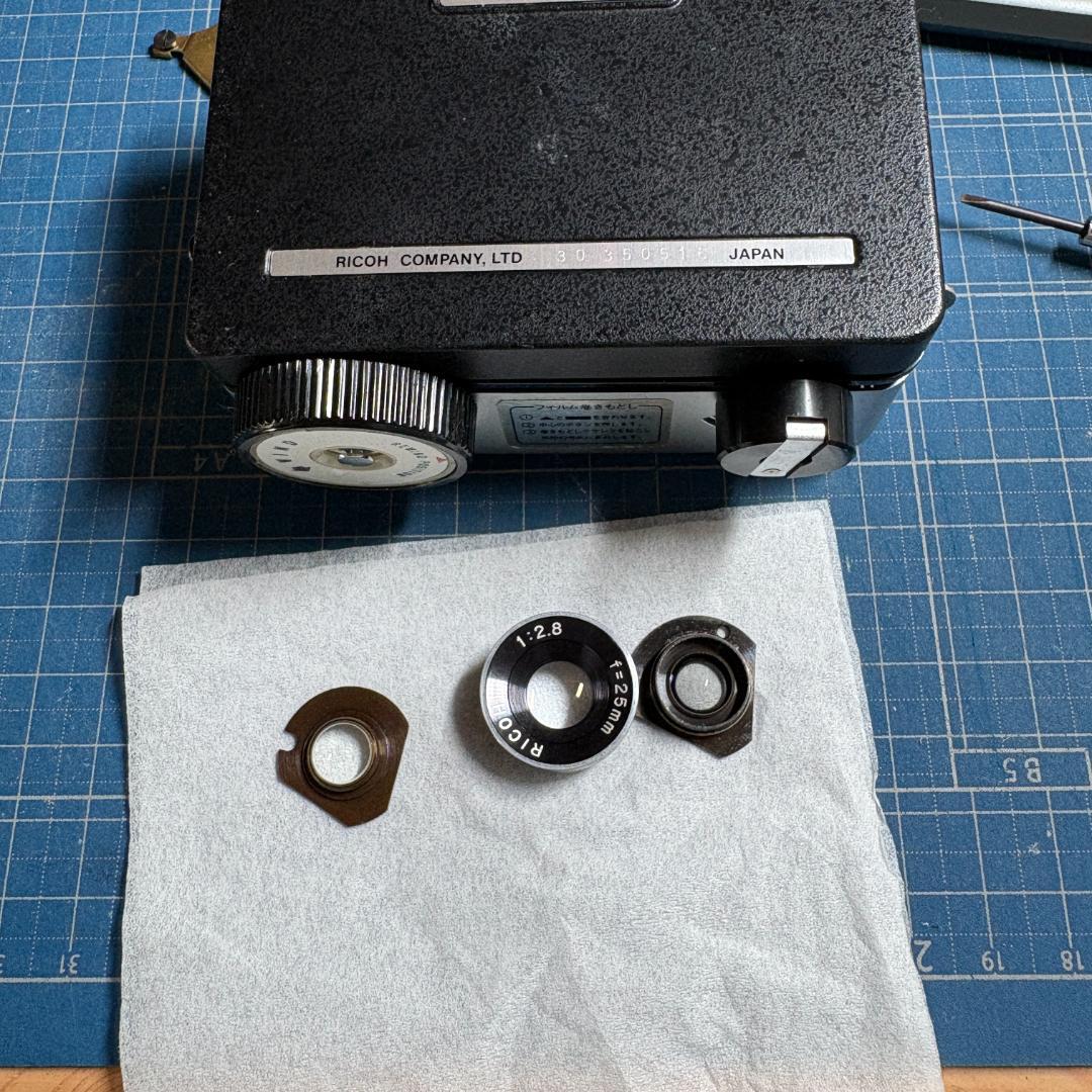 RICOH AUTO HALF SE2 ミラーシルバー【整備済完動品】 ⑤【美品・整備済