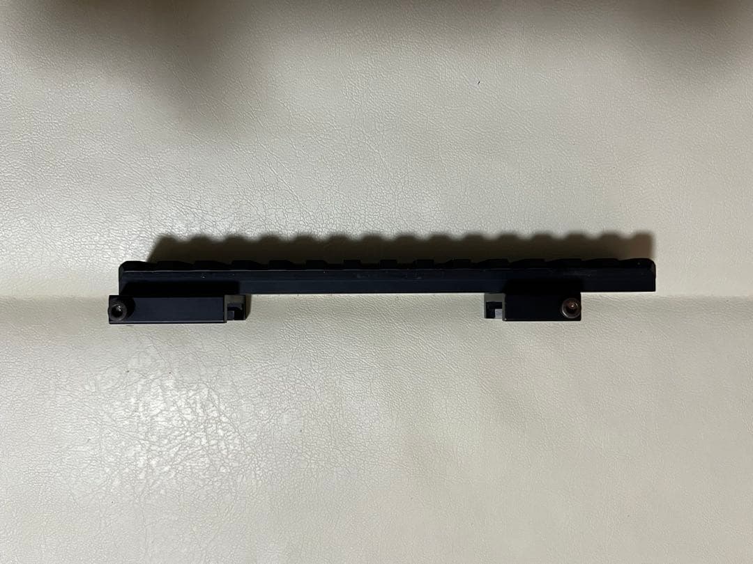 ブラック マウントレール 約20cm ボルト式