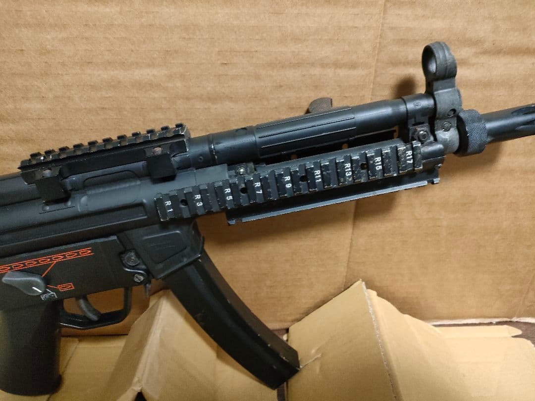 め*ん様 東京マルイ　スタンダード電動ガン　MP5　カスタム