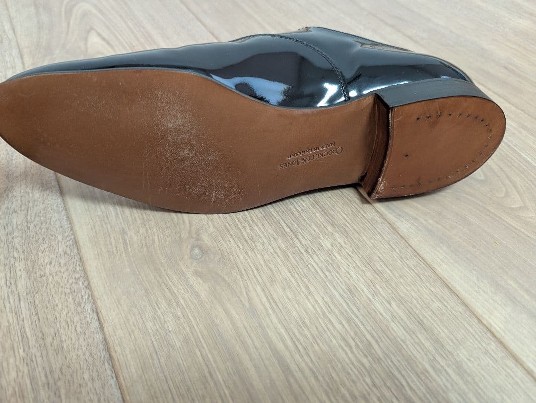 Crockett & Jones エナメルシューズ