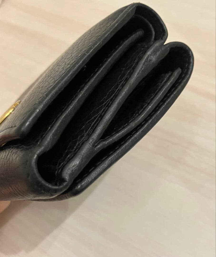 GUCCI グッチ　ダブルG マーモント　黒　レザー三つ折り財布　ウォレット