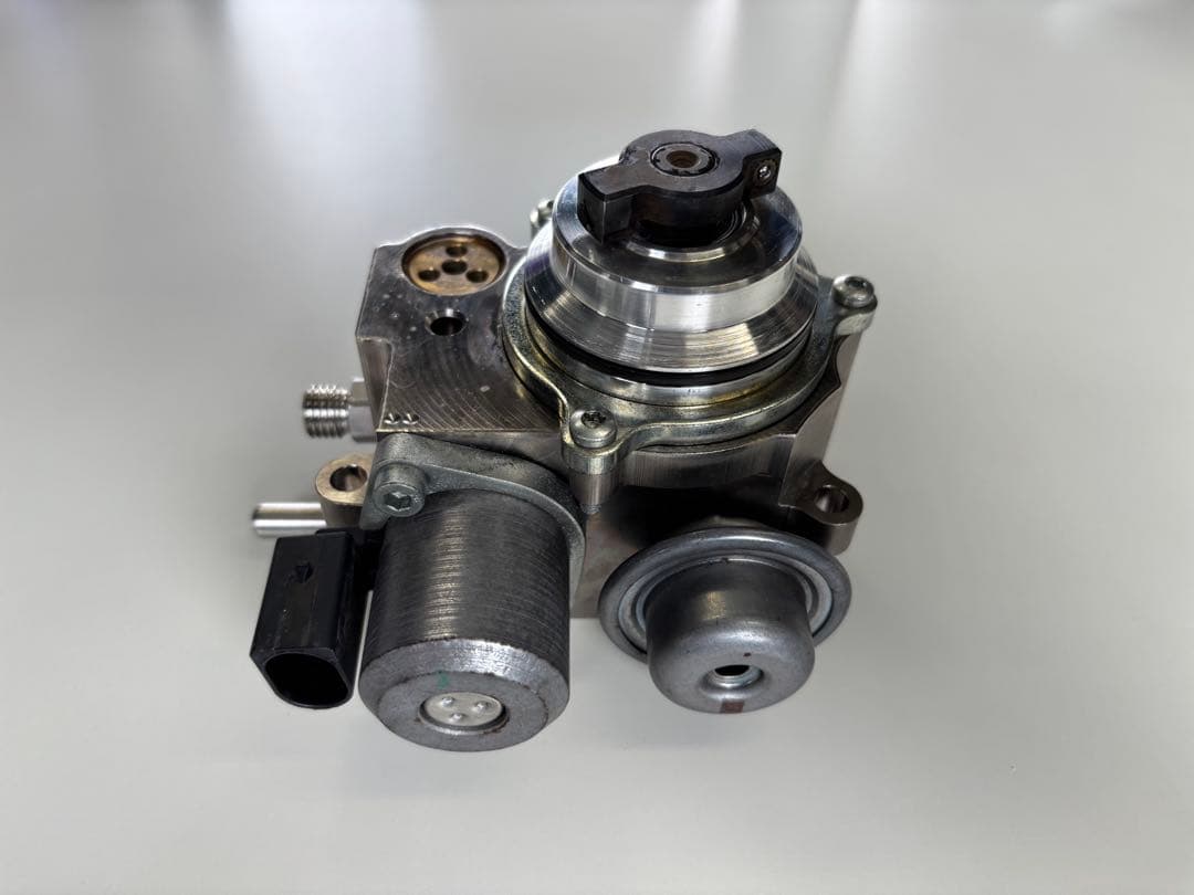 中古★BMW ミニ クーパーS 高圧ポンプ★13517592429 SV16 中古☆BMW ミニ クーパーS 高圧ポンプ☆13517592429 SV16 中古☆BMW