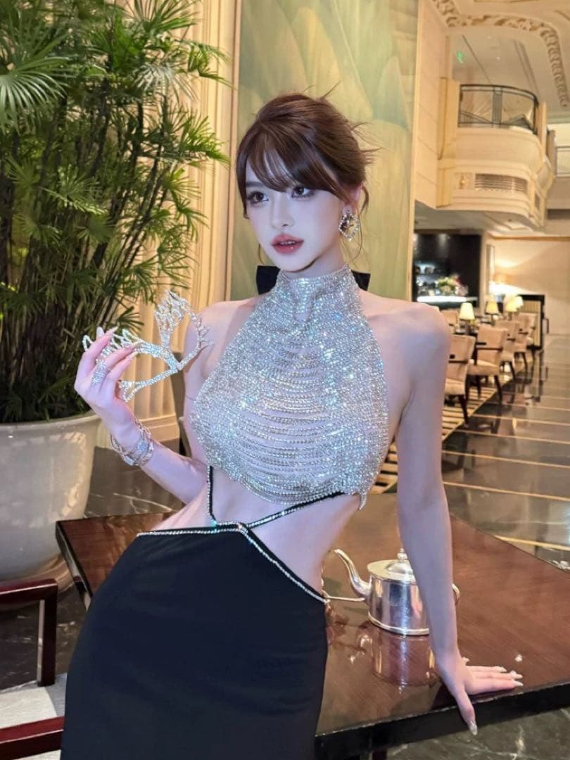 ホルターネックビジュー装飾ロングドレス パーティー キャバ セクシー