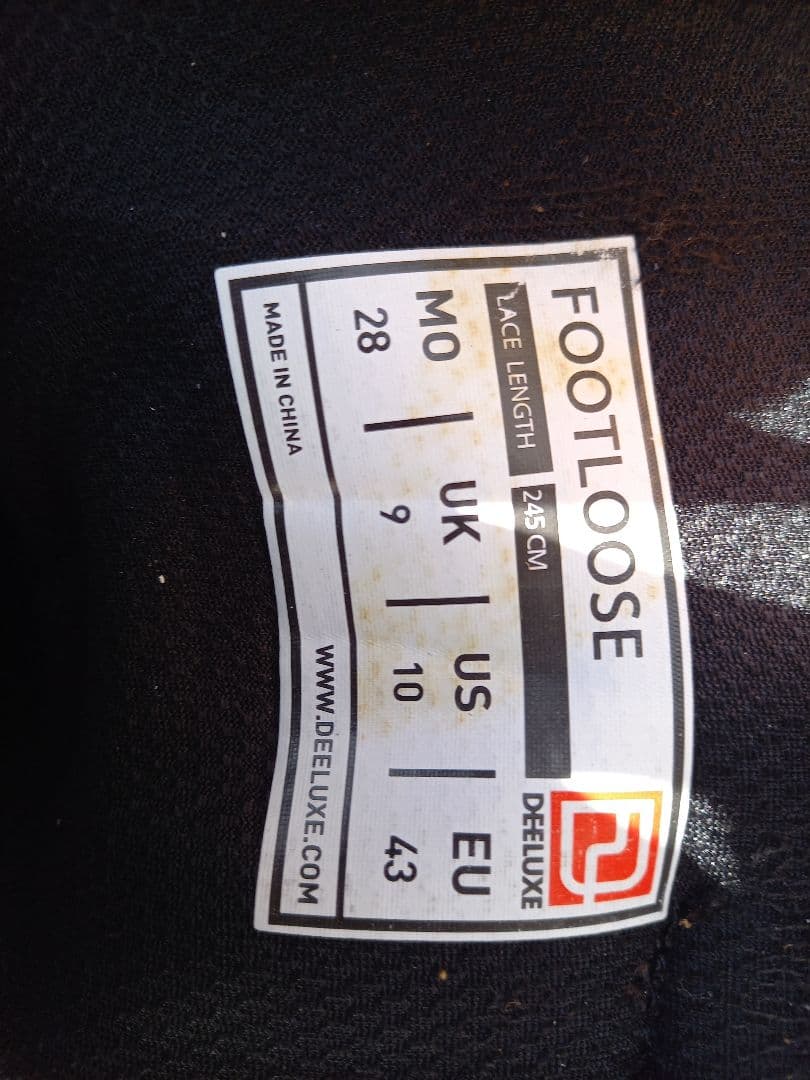 スノーボード deeluxe footloose