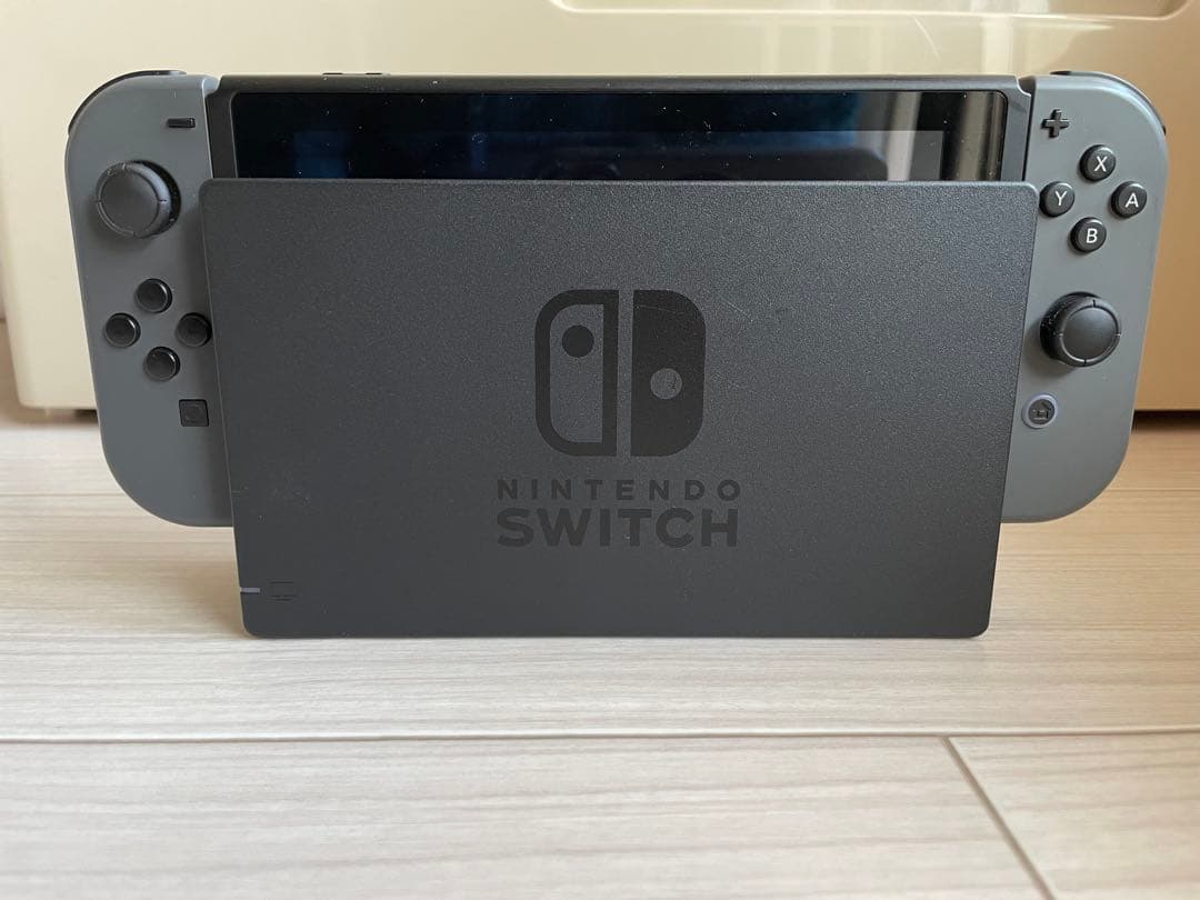 Nintendo Switch グレー 本体（joyconあり & 箱無し）
