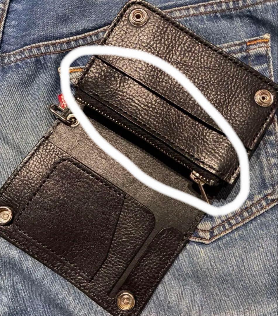 トラッカーウォレット　ミドルサイズ　検討中・・・