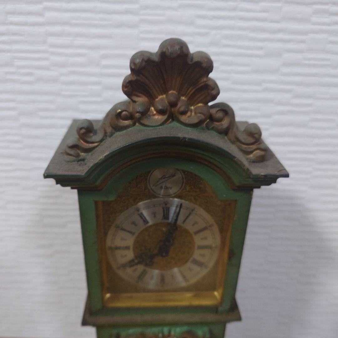 ☆入手困難☆旧西ドイツ製の振り子式ゼンマイ置き時計