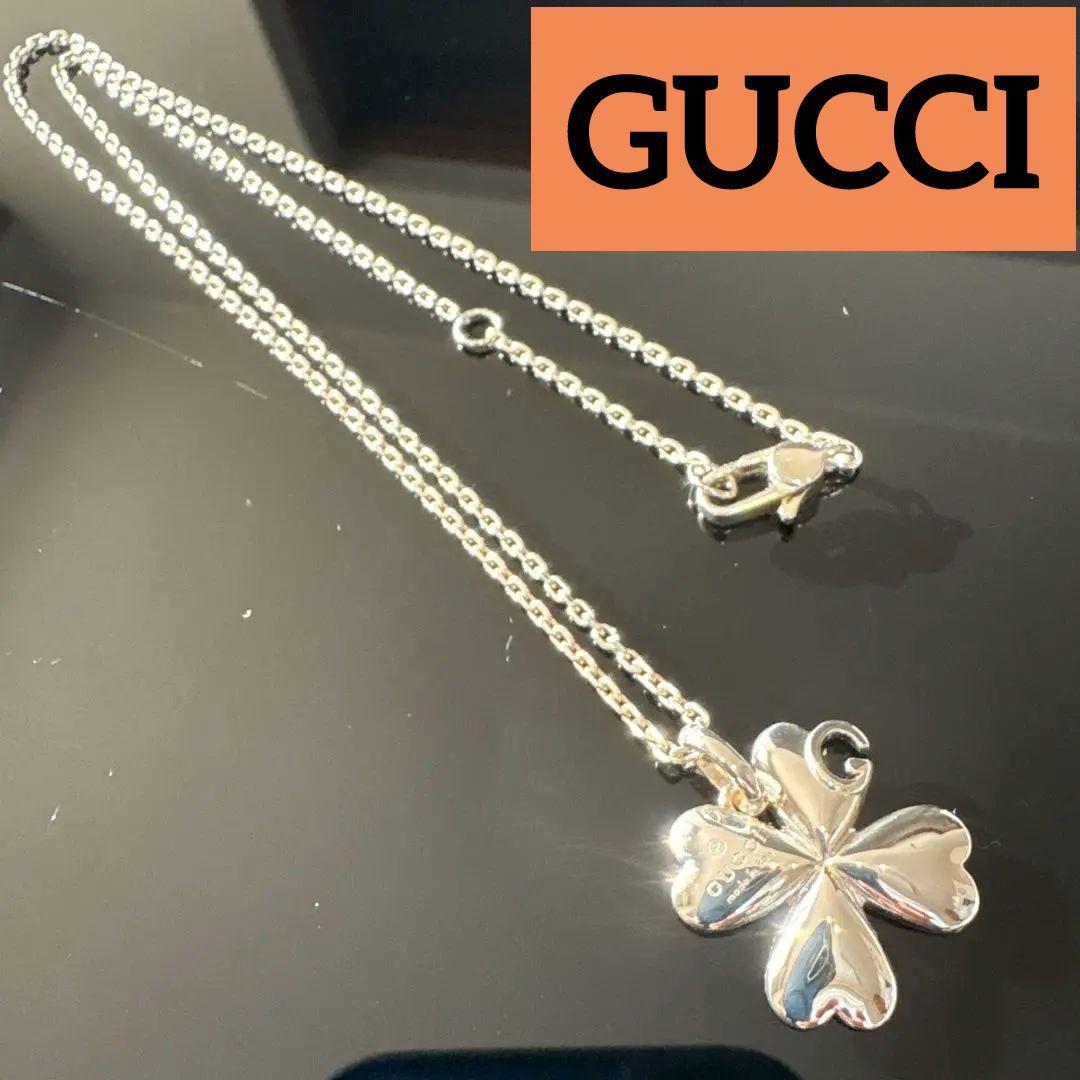 高級額 着物のようなのが中に入ったような額です。商品説明必読を