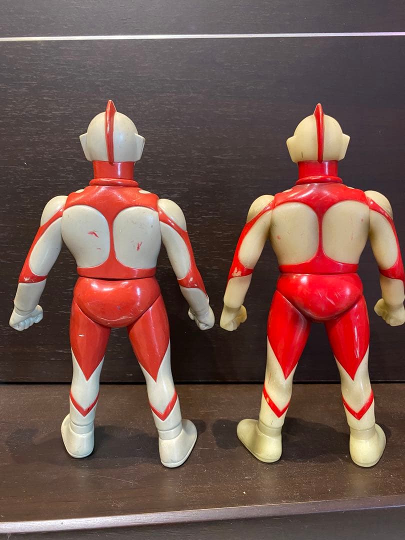 楳図かずお版ウルトラマン カラータイマー赤&青 2体セット