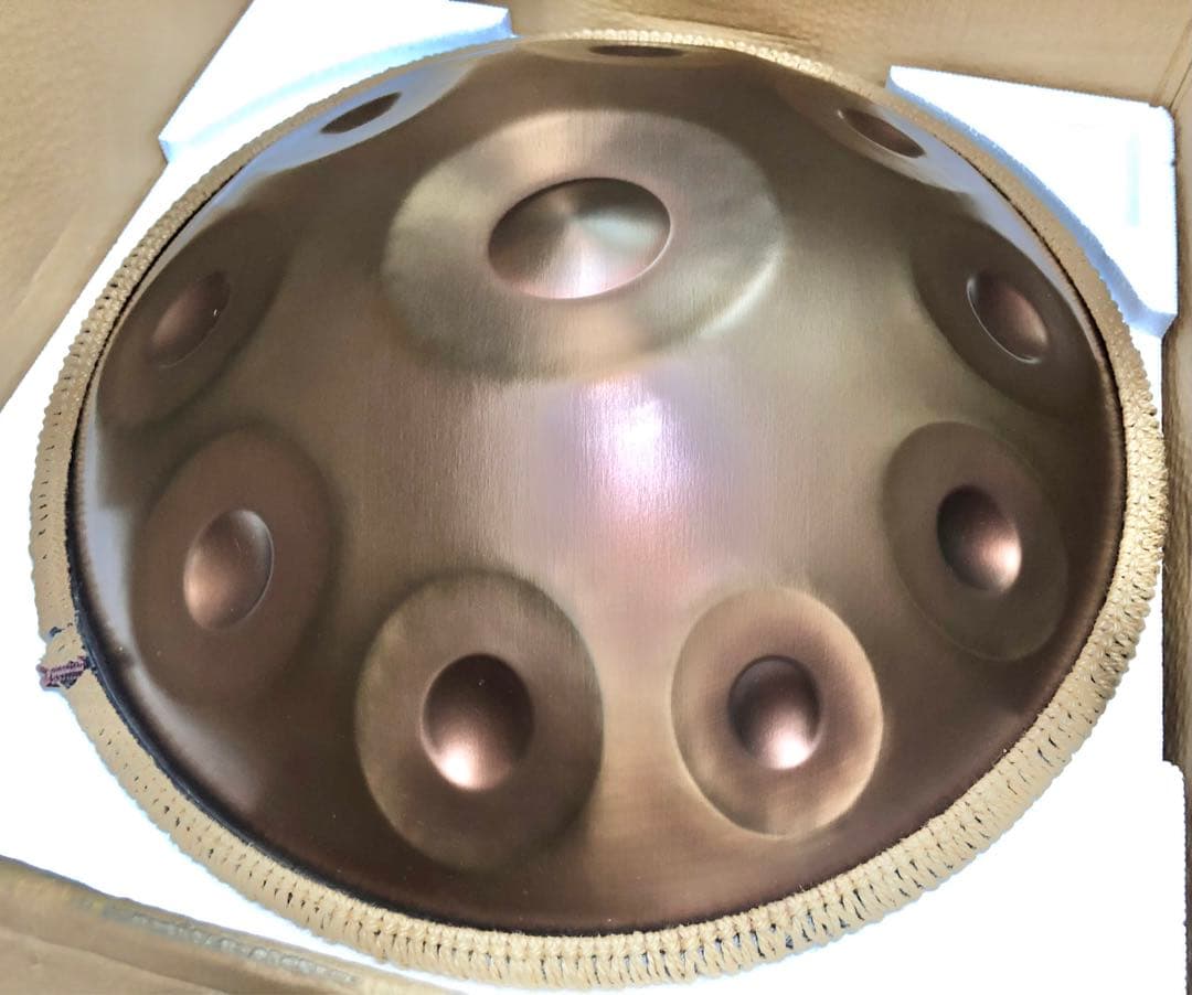 ハンドパン 56センチ10音A＝432Hz美しいゴールドの渦巻き模様 D