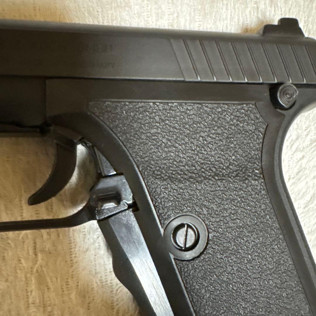 Heckler & Koch P7 M13 ガスガン　威力規制内