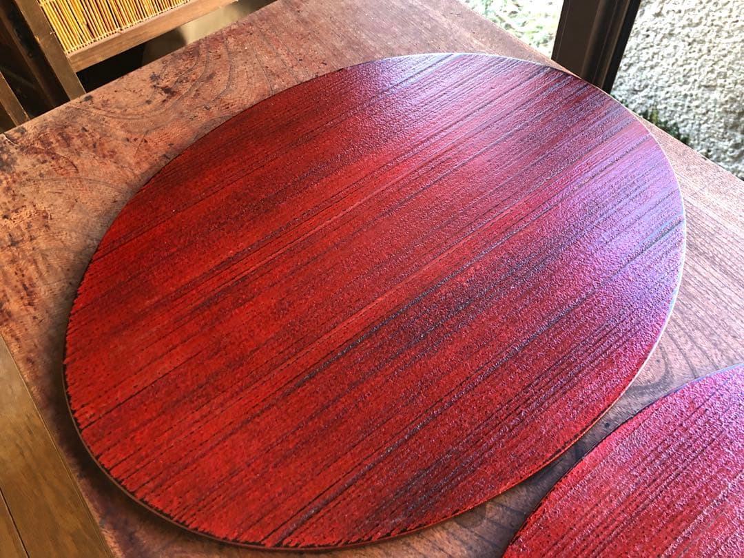 どっしり刳り貫き木地に深みある溜塗の美しいお膳3点（検越前塗敷板お盆