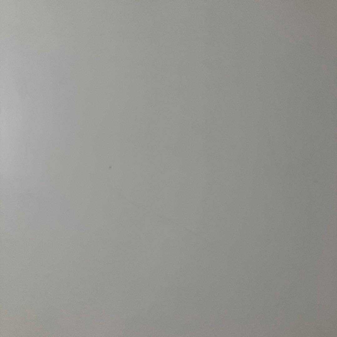 ピンクのダイニングテーブルとピンク椅子4脚セット