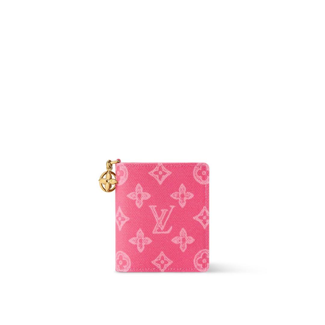 LOUIS VUITTON ポケットウォレット・LV チャーム