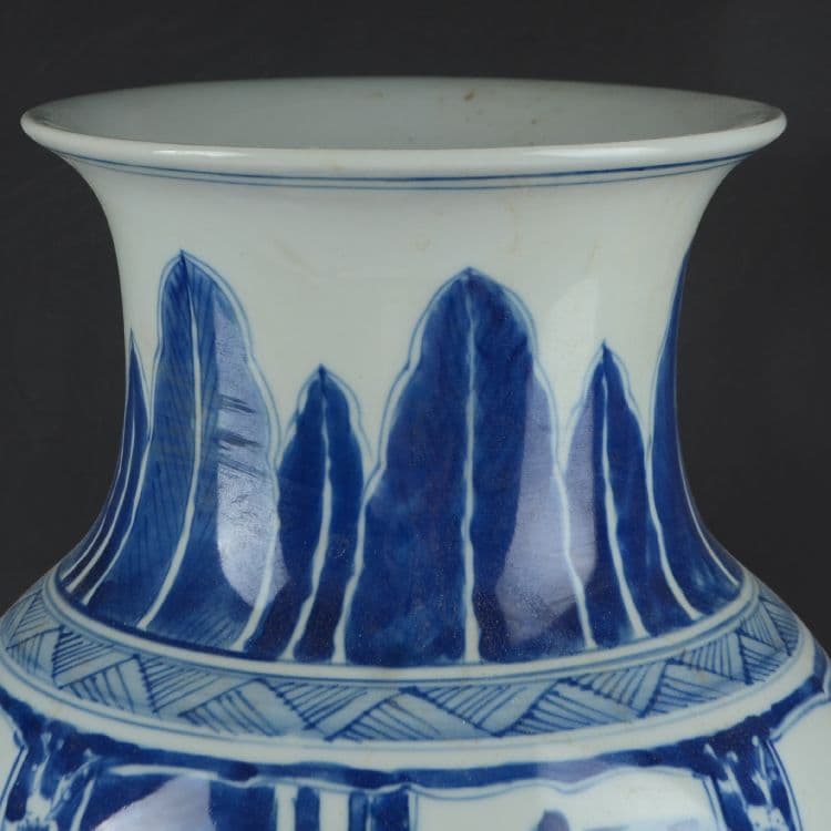 大清康熙青花窓人物紋花瓶 景徳鎮 陶磁器 装飾品 現代工芸