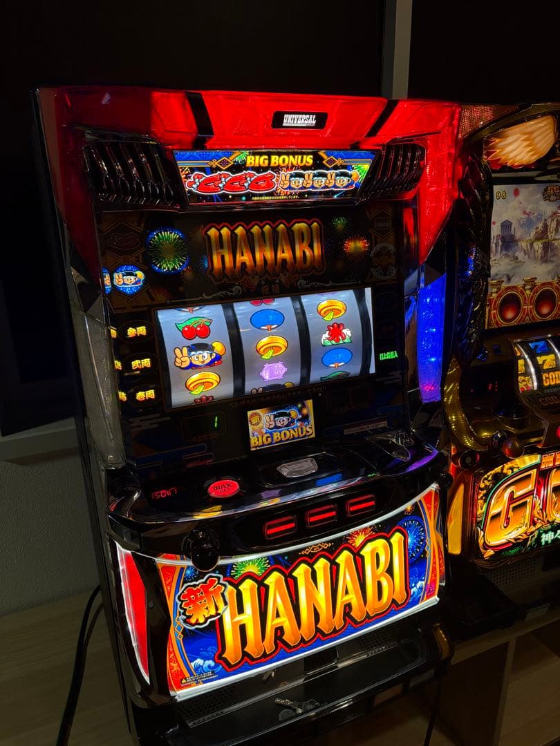 新HANABI スロット　実機　不要機付き 早い者勝ち！美品 パチスロ HANABI コイン不要機