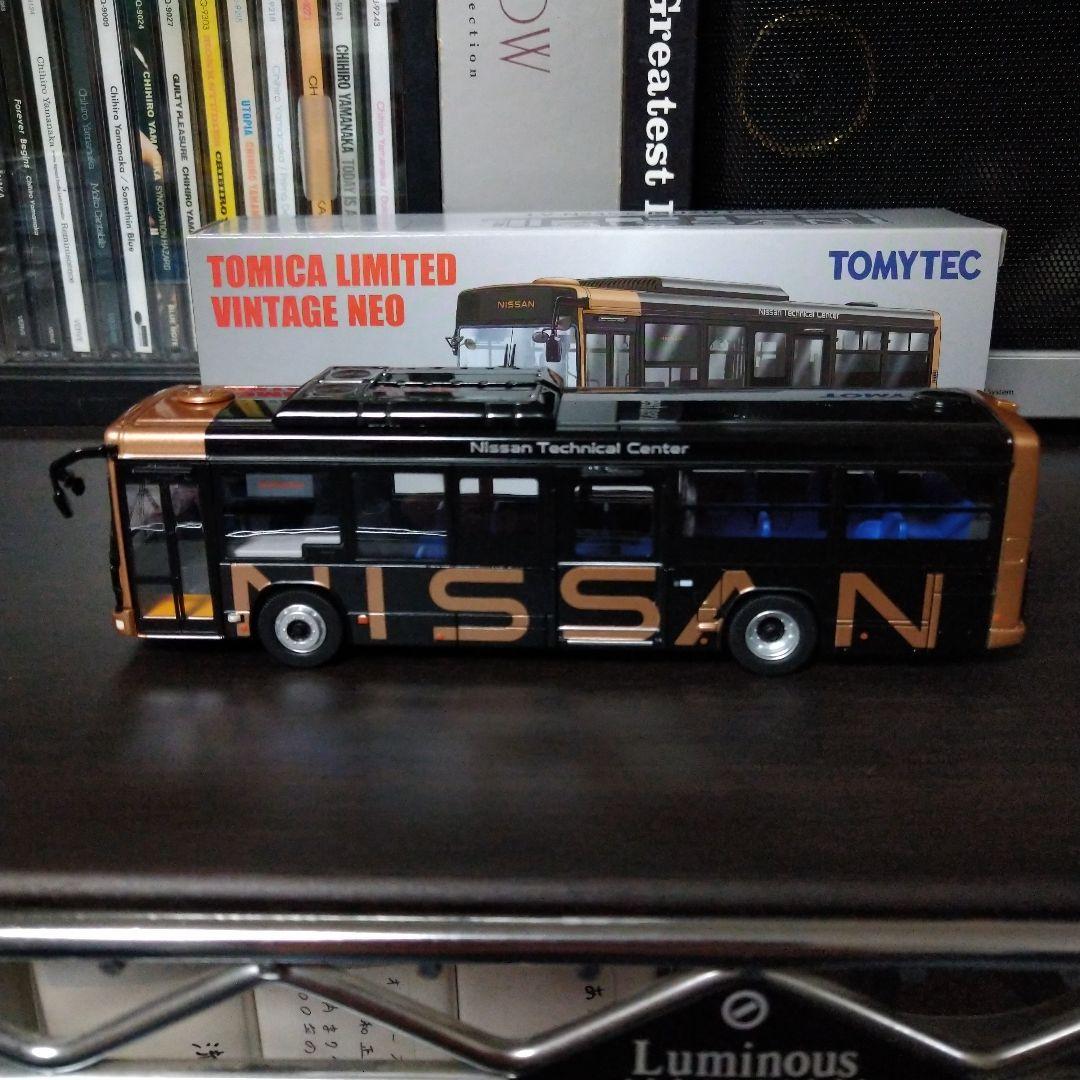 トミカリミテッドヴィンテージNEO245cいすゞエルガ日産送迎バスサイドミラー付