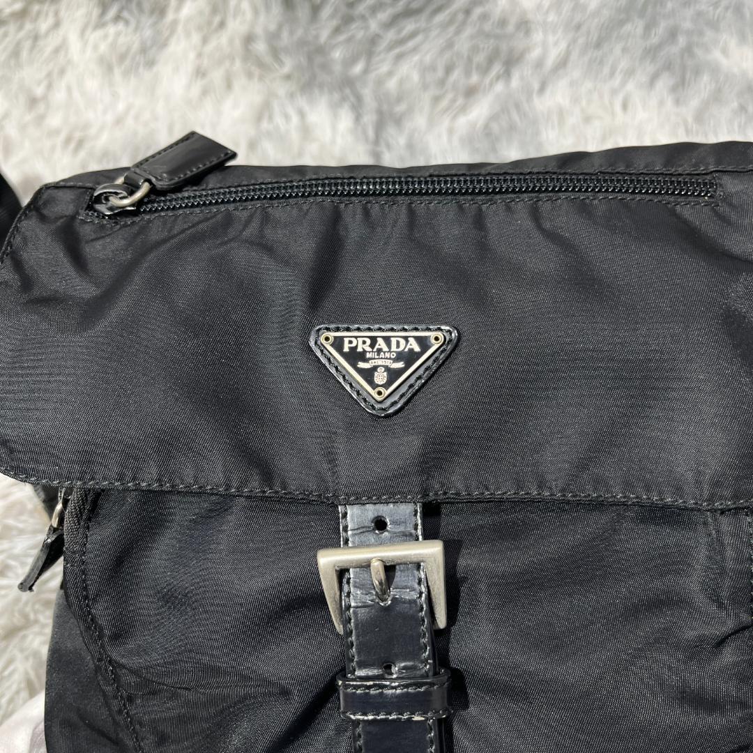 [大人気]プラダ　ＰＲＡＤＡ　ショルダーバッグ　ナイロン　カメラバッグ　三角ロゴ