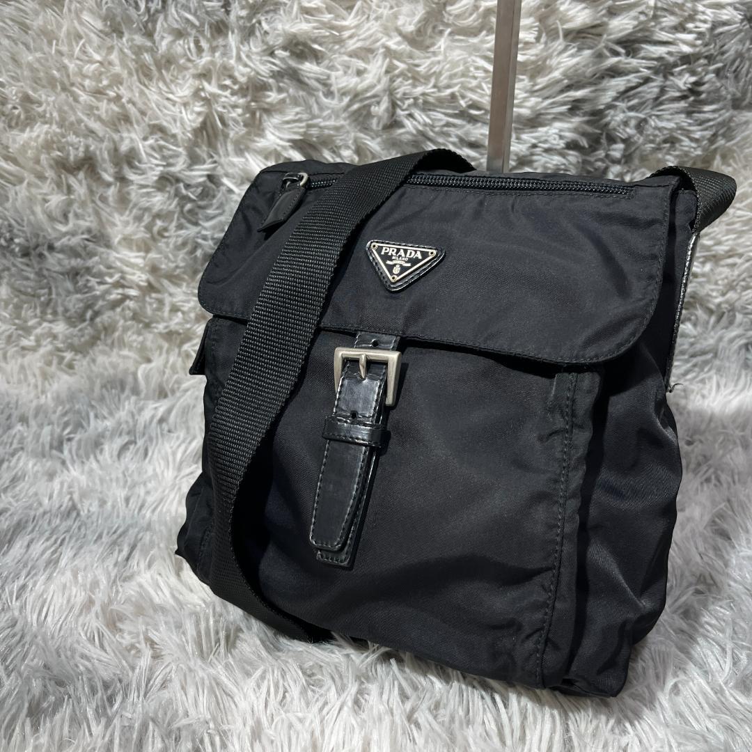 [大人気]プラダ　ＰＲＡＤＡ　ショルダーバッグ　ナイロン　カメラバッグ　三角ロゴ