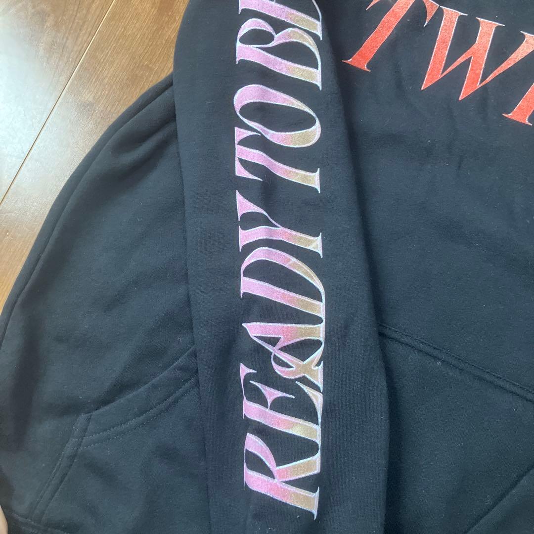 TWICE 5TH WORLD TOUR READY TO BE パーカー